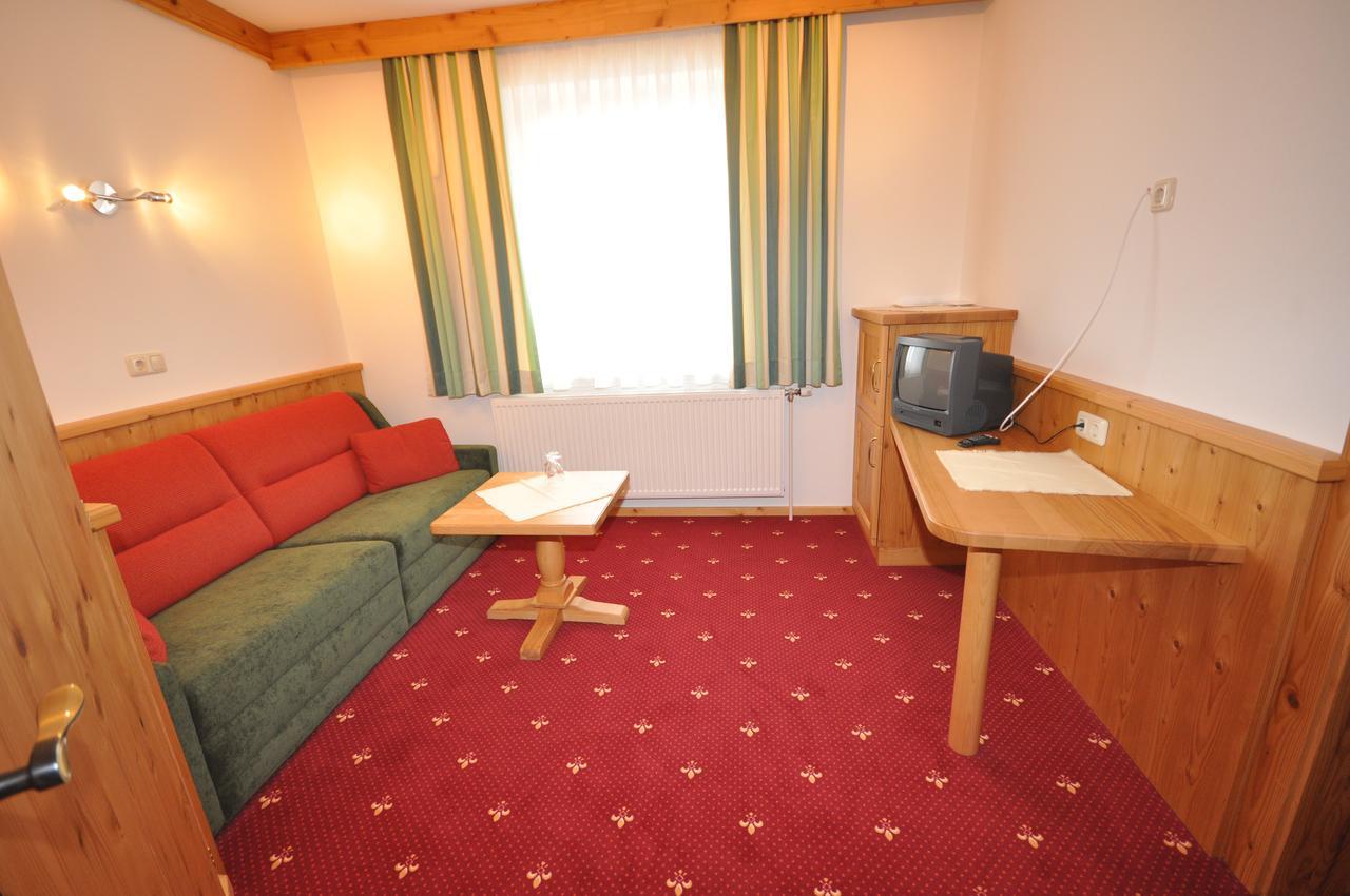 Hochkarhof Hotel Goestling an der Ybbs Room photo